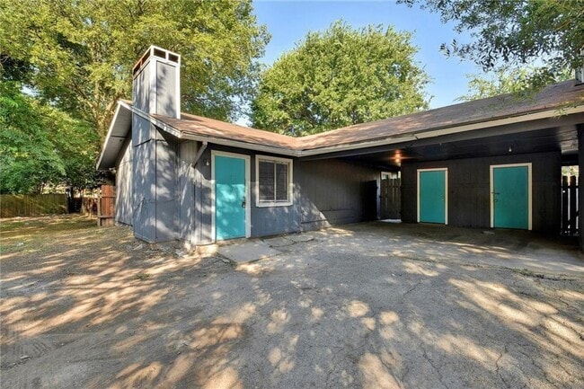 Building Photo - 2311 Teri Rd