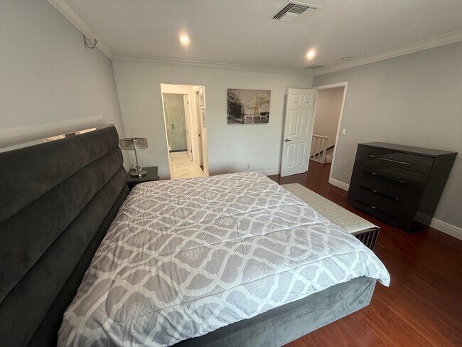Building Photo - 12394 Westhampton Cir