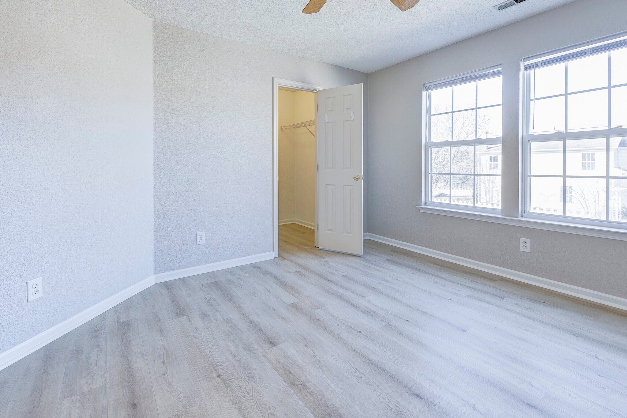Building Photo - 348 Atherton Dr