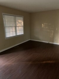 Building Photo - 2426 Whispering Pines Cir