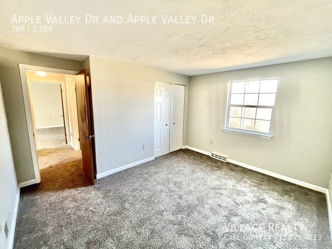 Building Photo - 1114 Apple Valley Dr