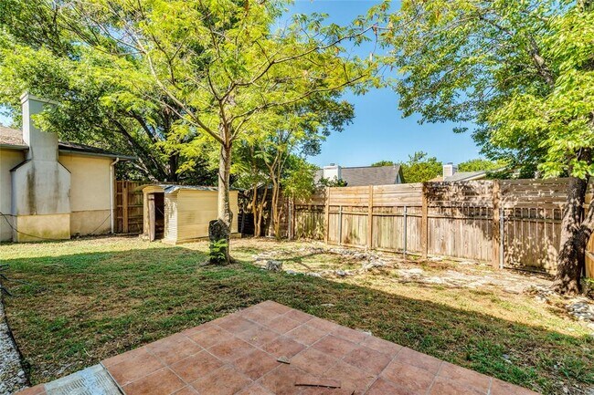Building Photo - 13808 Lothian Dr