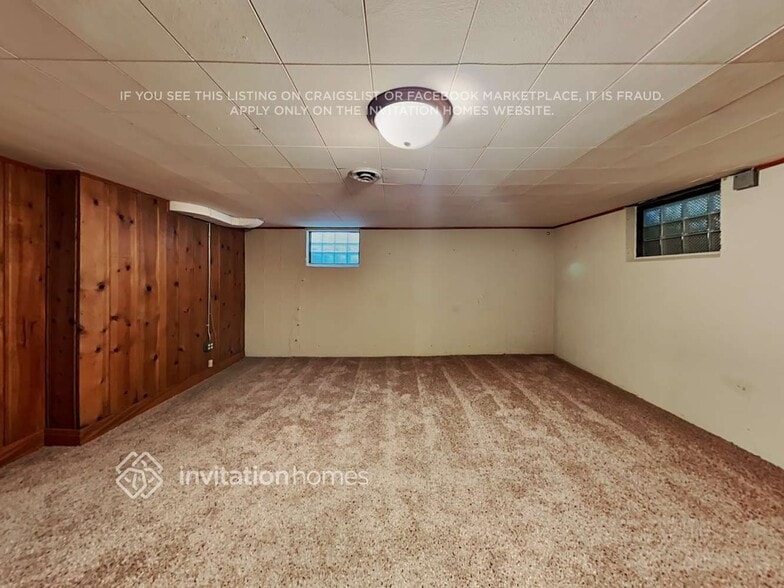 Building Photo - 221 N Dryden Pl