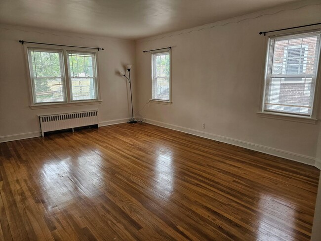 Building Photo - 42-07 Clearview Expy