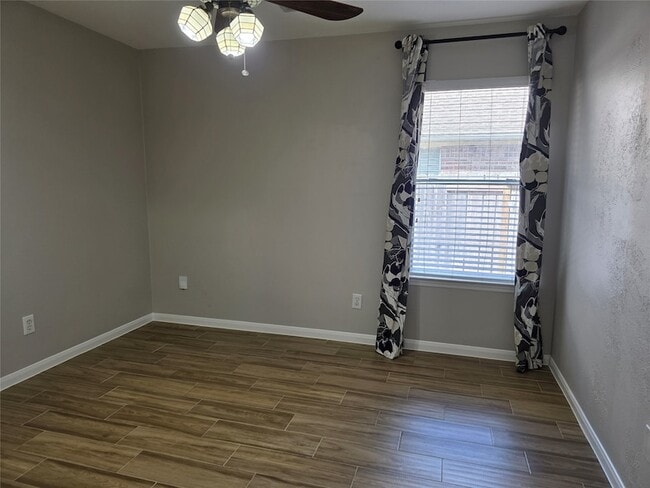 Building Photo - 14925 Cypress Ridge Grove Ln