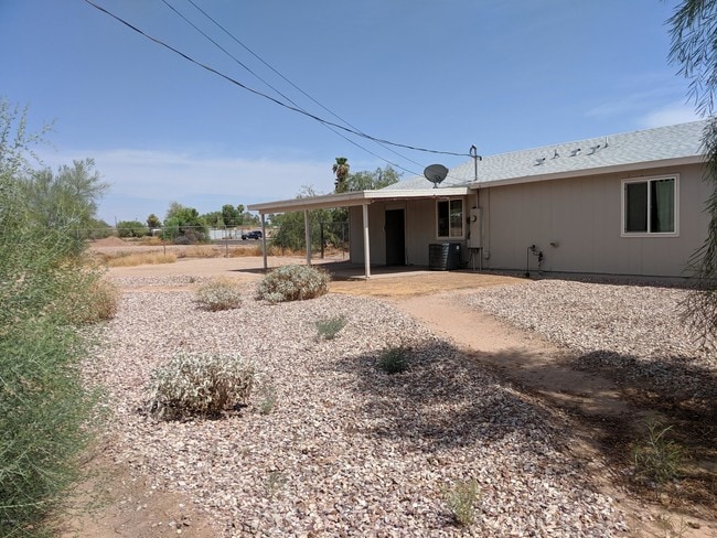 Building Photo - 11540 E Crescent Ave