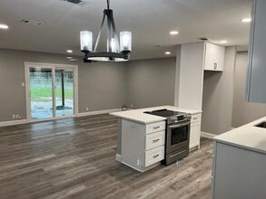 Building Photo - 5241 Fm 2495