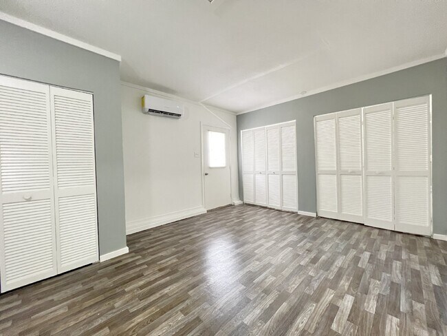 Building Photo - **Affordable Rental home in Silver Springs...