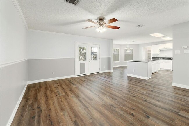 Building Photo - 1909 Marysol Trail