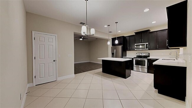 Building Photo - 3696 Brighton Park Cir