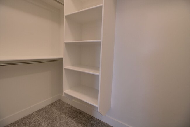 Building Photo - HOLIDAY MOVE-IN SPECIAL - 4 Bedroom 2.5 Bathroom Townhouse in Lehi!