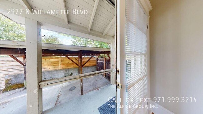 Building Photo - 2977 N Willamette Blvd