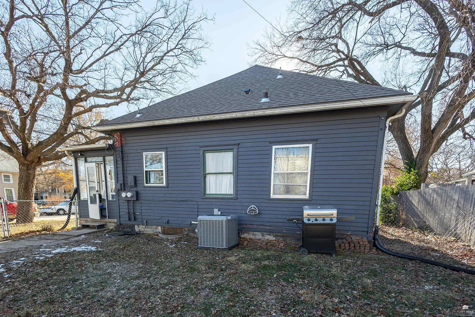 Building Photo - 1500 Houston St