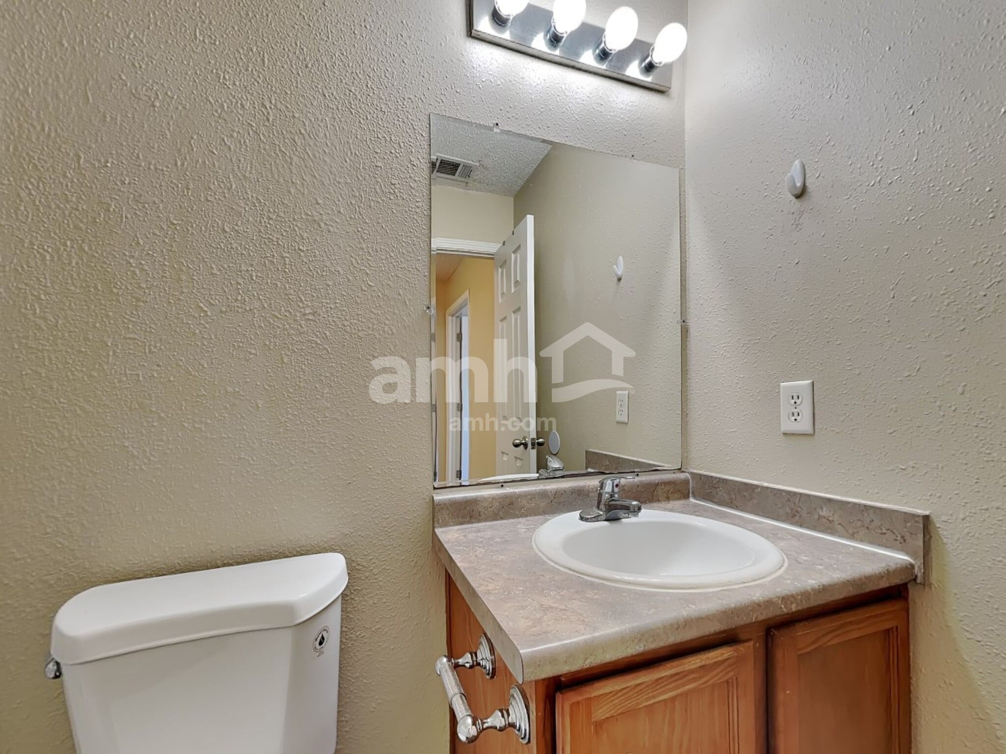 Building Photo - 67 Corsair Cir