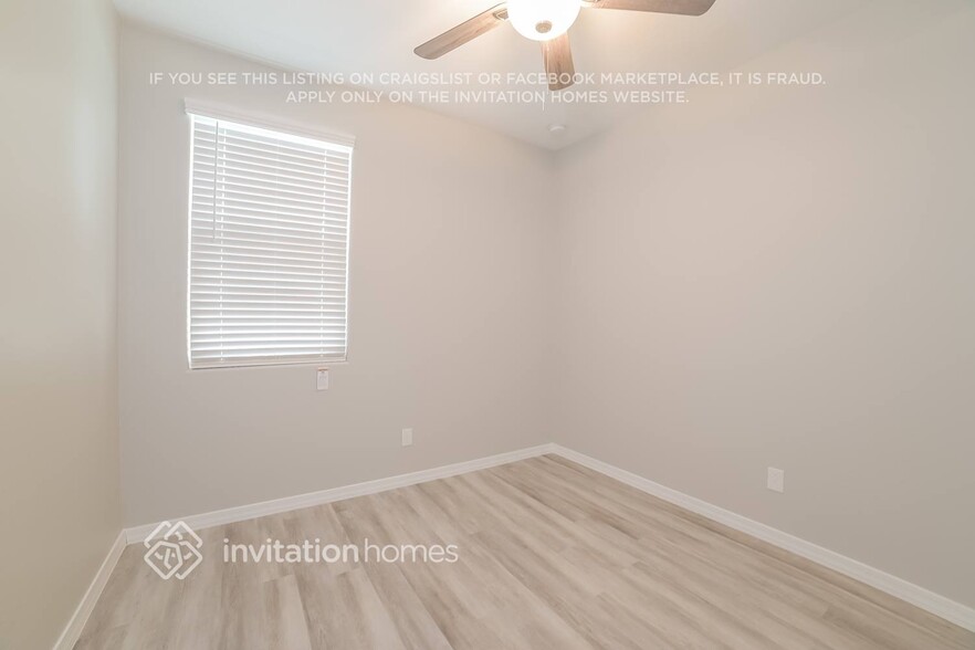 Building Photo - 7951 W Orange Dr