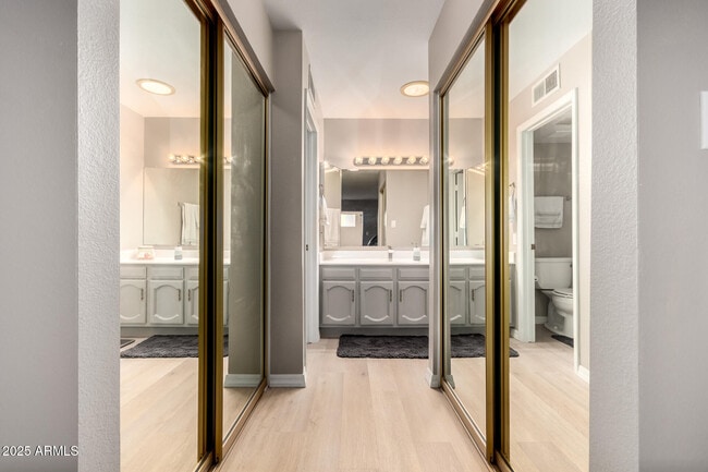 Building Photo - 3407 N Pleasant Dr