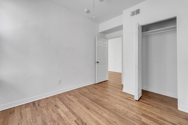 Building Photo - 1330 S 49th Ave