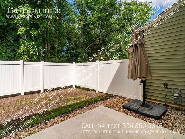 Building Photo - 156 Thornhill Dr