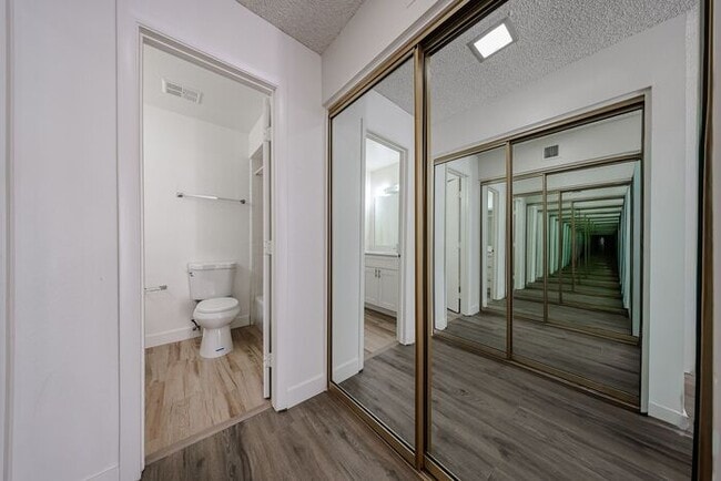 Building Photo - Amazing 3beds/2baths Townhome in Tempe!