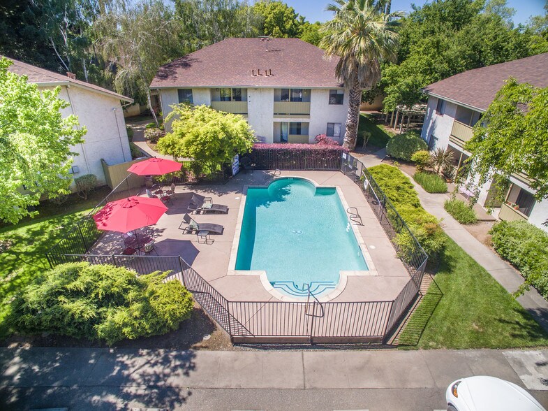 Pomona West Student Apartments 815 Pomona Ave Chico CA 95928