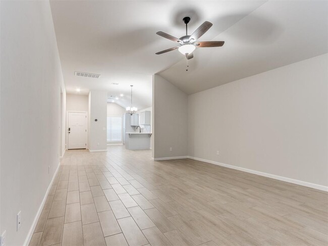Building Photo - 18012 Austin Ct