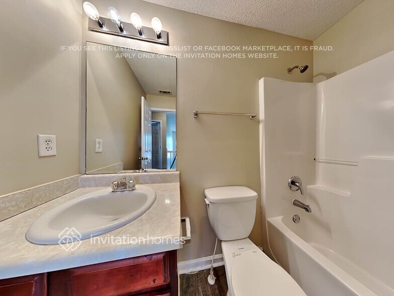 Building Photo - 670 Wild Boar Ct