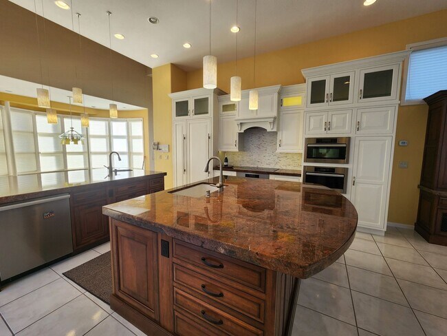 Building Photo - Multi-level Mosaic Mansion in Southwest, Reno