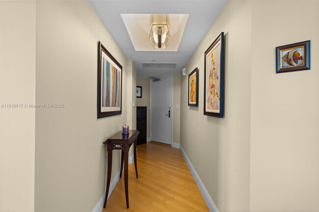 Building Photo - 20000 E Country Club Dr