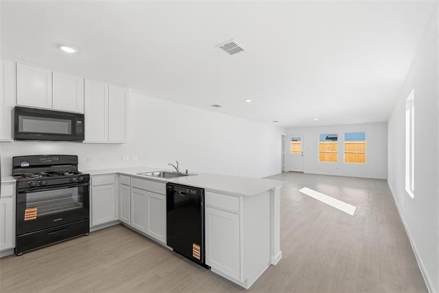 Building Photo - 3914 Selawik St