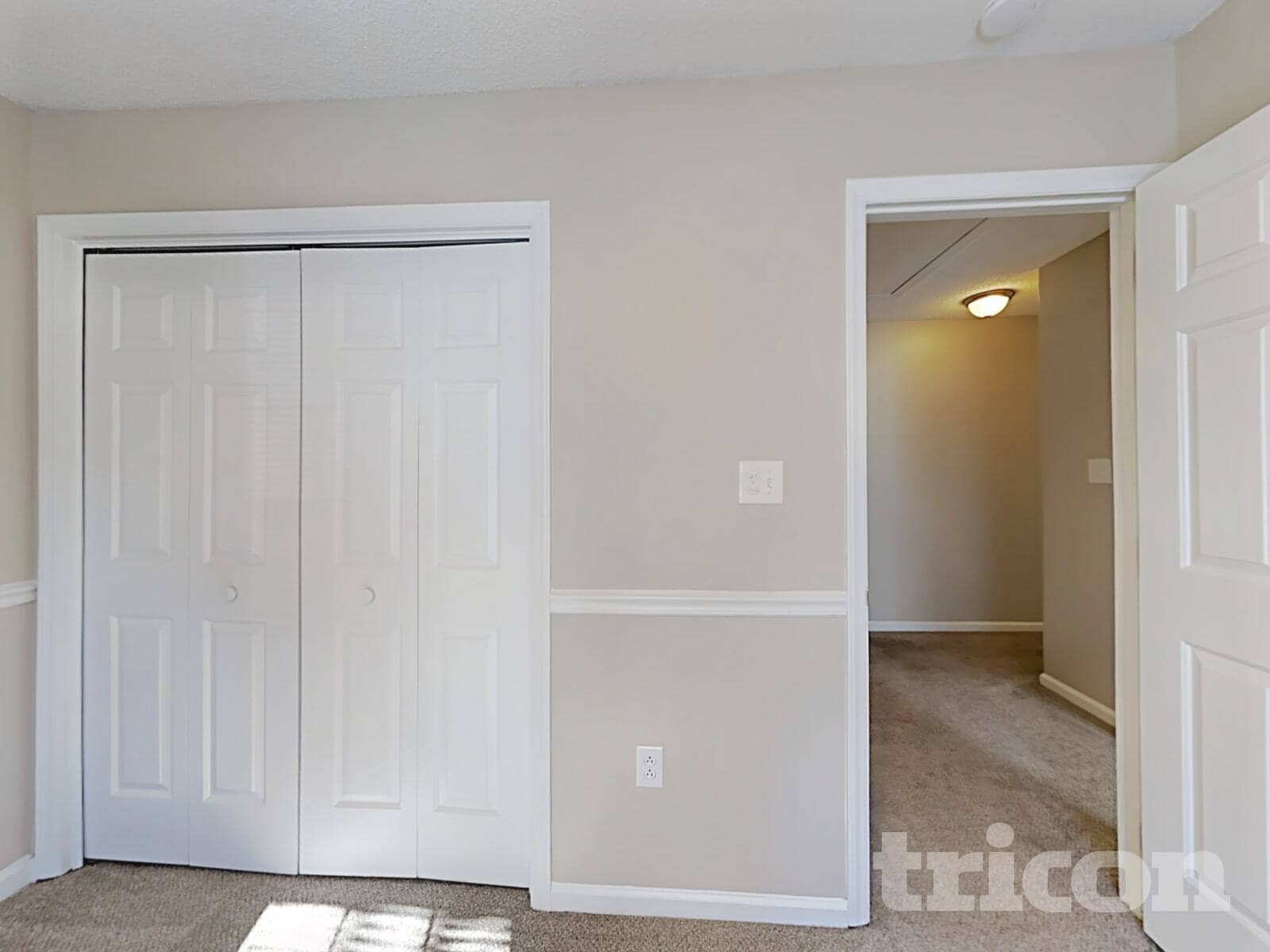 Building Photo - 5207 Hedgecrest Pl