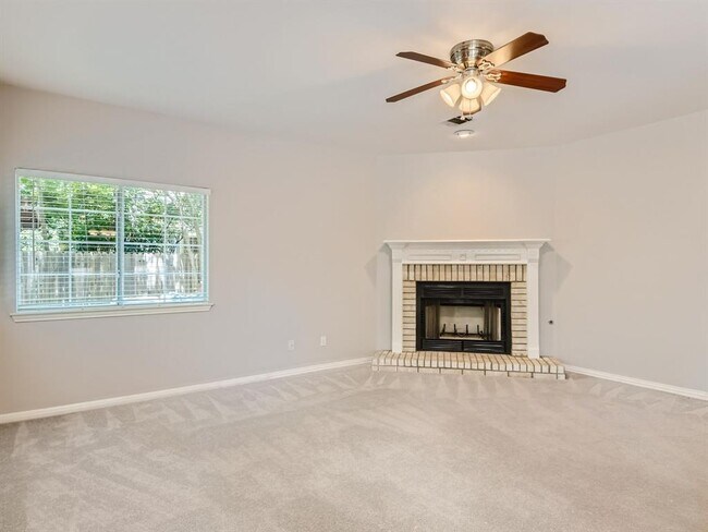 Building Photo - 16104 Fritsch Cove