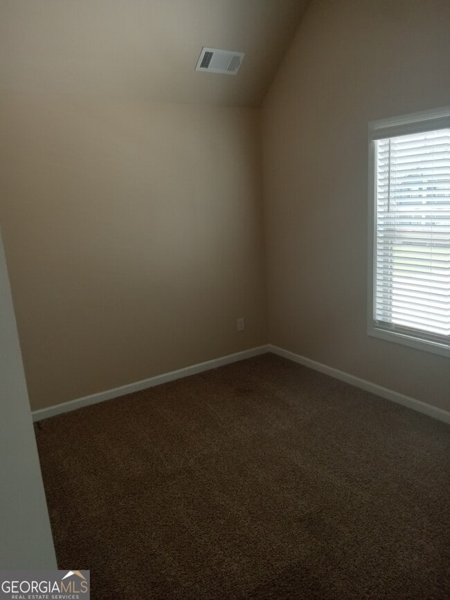 Building Photo - 1189 Hartwell Rd