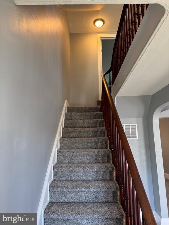 Building Photo - 1512 Franklin St