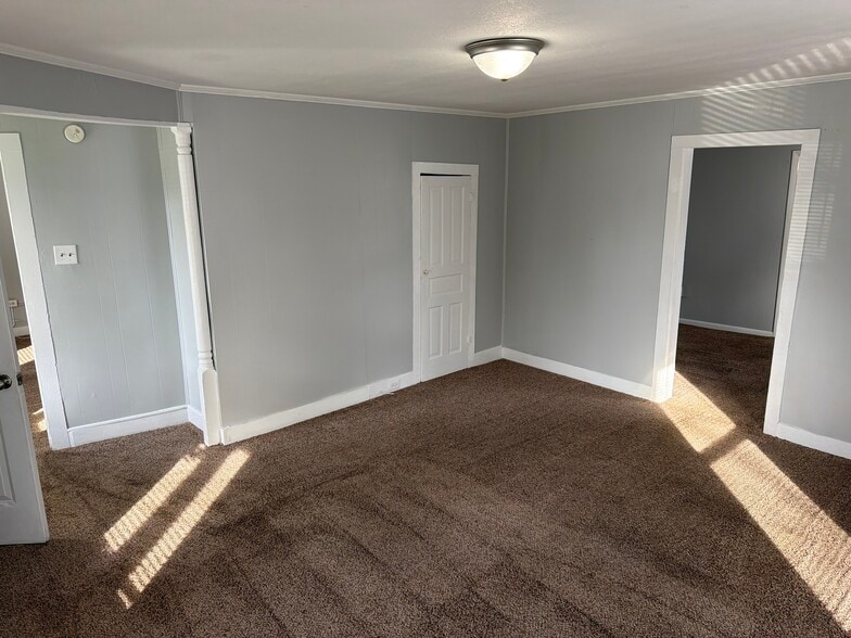 Building Photo - 315 N Highland Ave