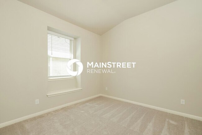 Building Photo - 3 Bedroom Pet-Friendly Home in San Antonio, TX with Main Street Renewal