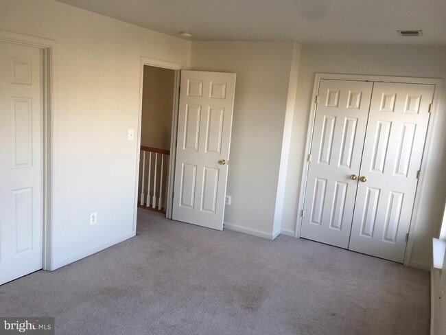 Building Photo - 610 Pendleton Ln