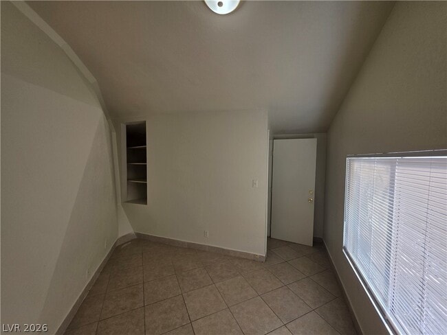 Building Photo - 1427 San Felipe Dr