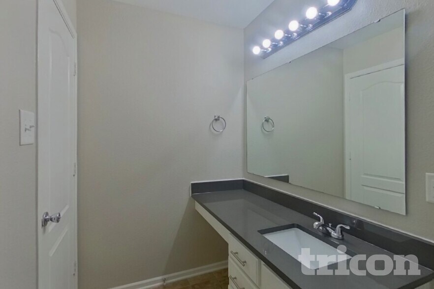 Building Photo - 1117 Swearngan Ridge Ct