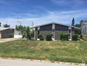 Building Photo - Charming Home with Exquisite Features Near...