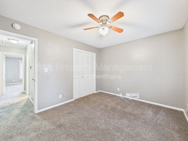 Building Photo - 7156 Woodson Rd
