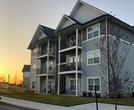 Building Photo - Brighton Crossing Apartments - Available N...