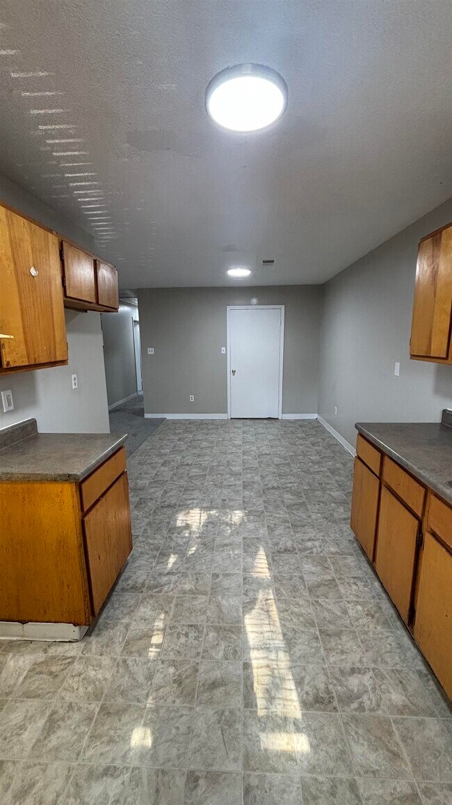 Building Photo - 1452 Ledger Rd