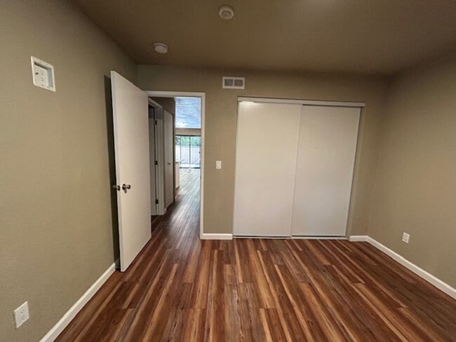 Building Photo - Charming 2 Bedroom, 1 Bath Condo in Cotati...