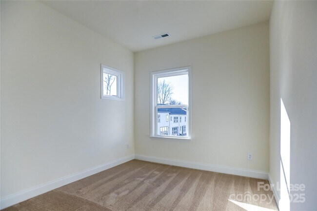 Building Photo - 14104 Loyola Ridge Dr