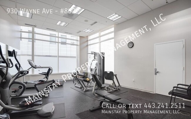 Building Photo - 930 Wayne Ave