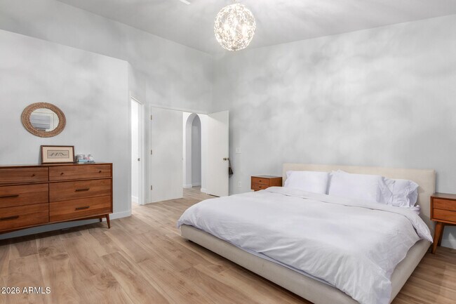 Building Photo - 4039 E Morrow Dr