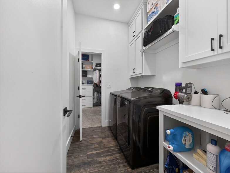 Building Photo - 16001 Aparados Wy