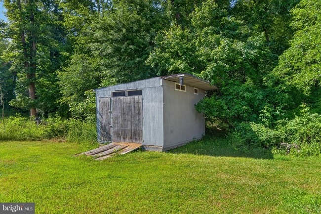 Building Photo - 45448 Mallard St