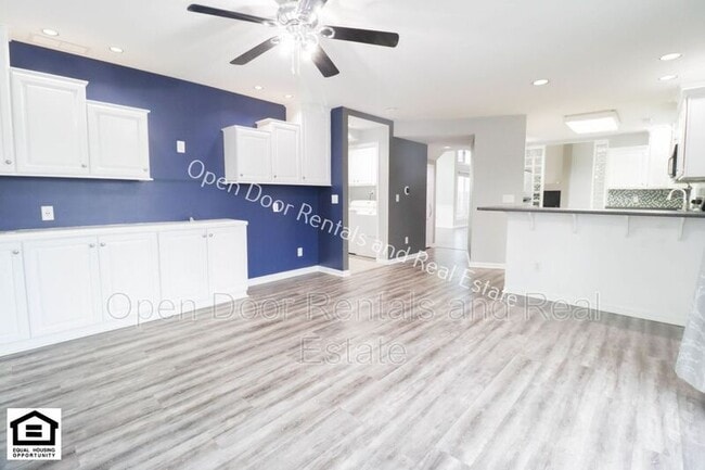 Building Photo - 8218 Fountainhead Dr