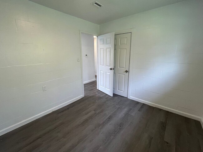 Building Photo - 116 Horizon Cir SW